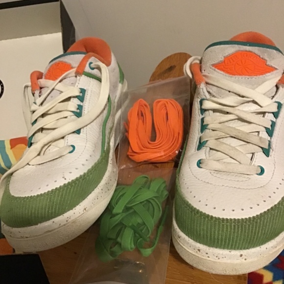 🔥 SALE 🔥Woman’s Air Jordan, size 5.5, like new, some wear, new shoe strings, - Picture 2 of 5